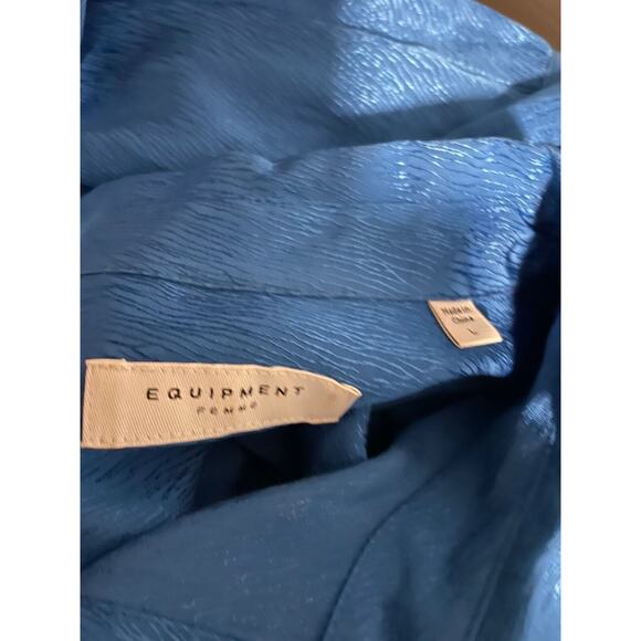 Equipment Femme Womens Top Large Blue Satin Viscose Button Long Sleeve Designer - Picture 3 of 7